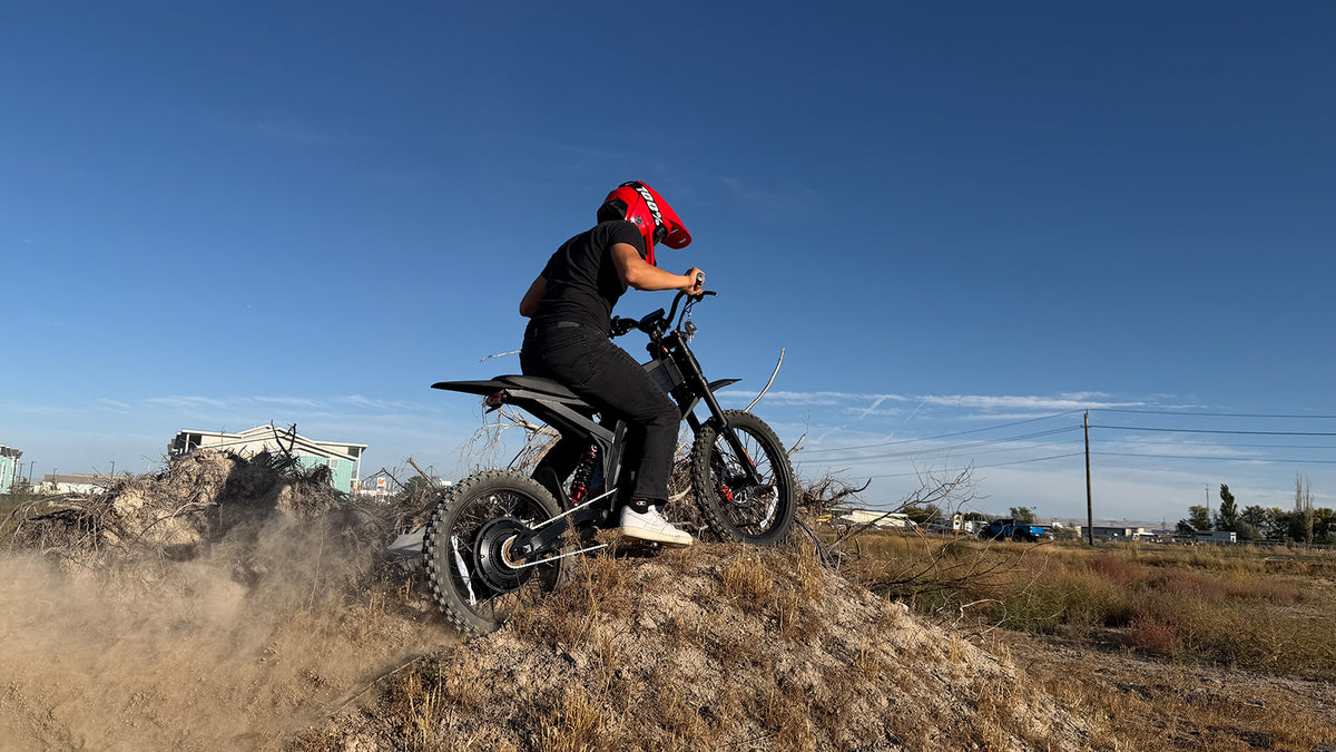 T767 E-Dirt Riding Show