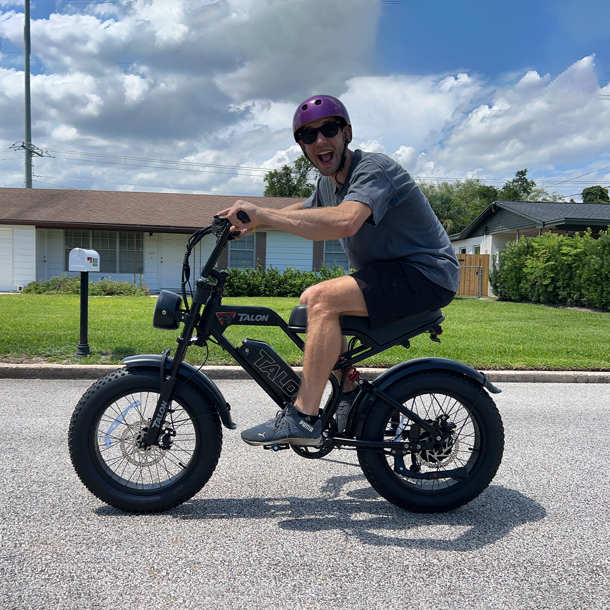 T757 Real Riders In Action